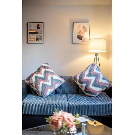 No 2 Mansfield Apartment ภายนอก รูปภาพ