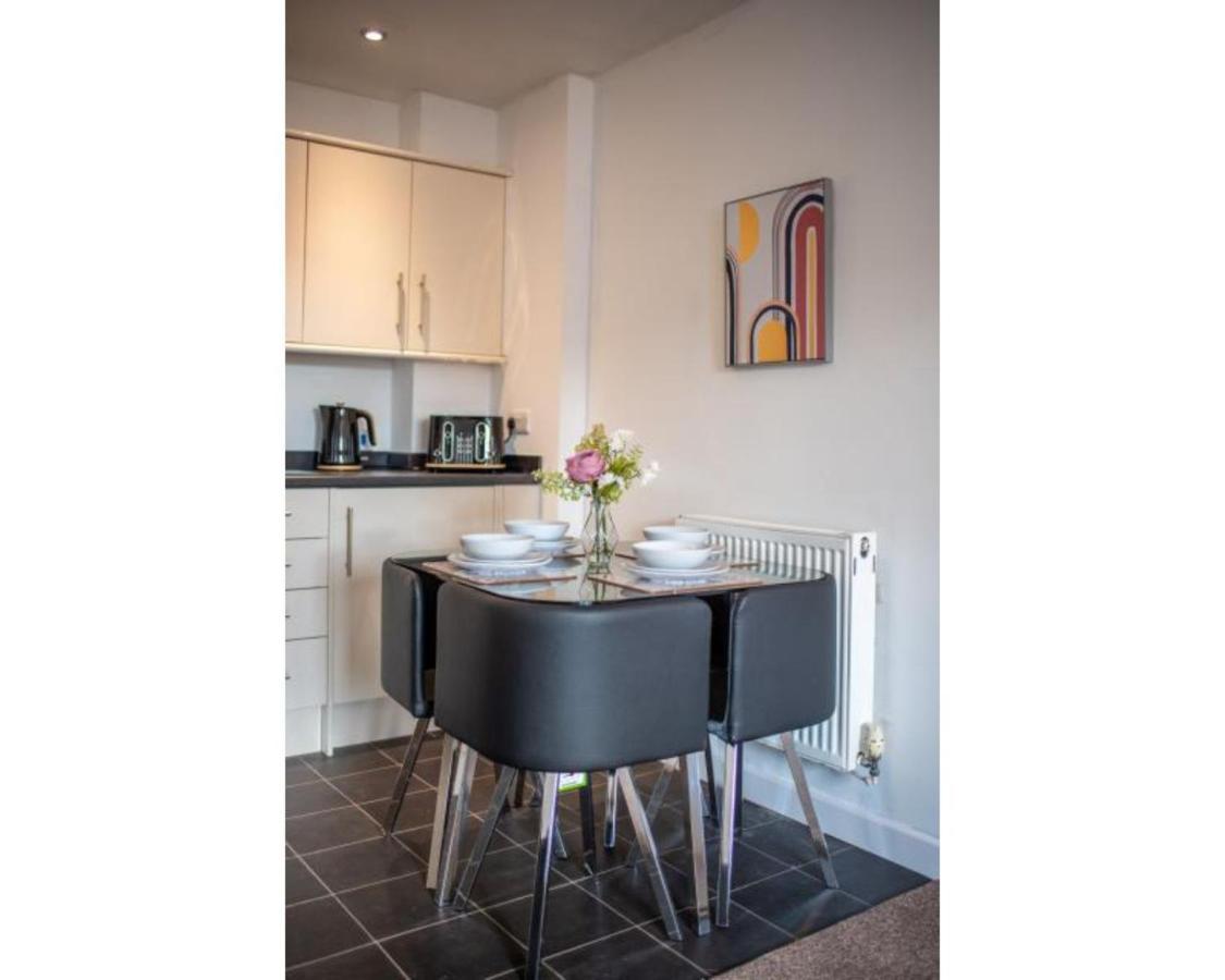 No 2 Mansfield Apartment ภายนอก รูปภาพ