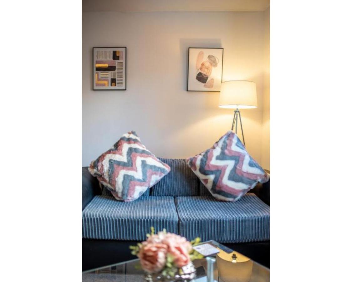 No 2 Mansfield Apartment ภายนอก รูปภาพ